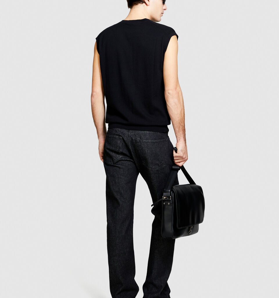 Knit vests - men's v-neck sweaters - Black | Sisley image number 3
